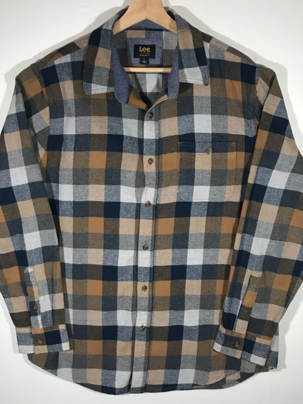 Lee Regular Fit Men's Large Brown Plaid Long Sleeve Button Up Light Flannel